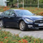 Infiniti Q70