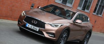 Infiniti Q30